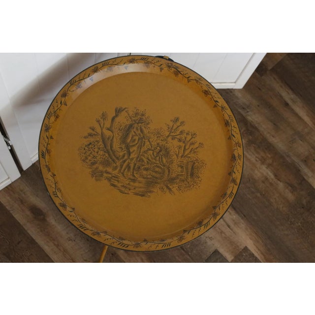 Yellow Mid-Century Italian Tole Tray Table in Yellow With Pastoral Figural Scene For Sale - Image 8 of 14