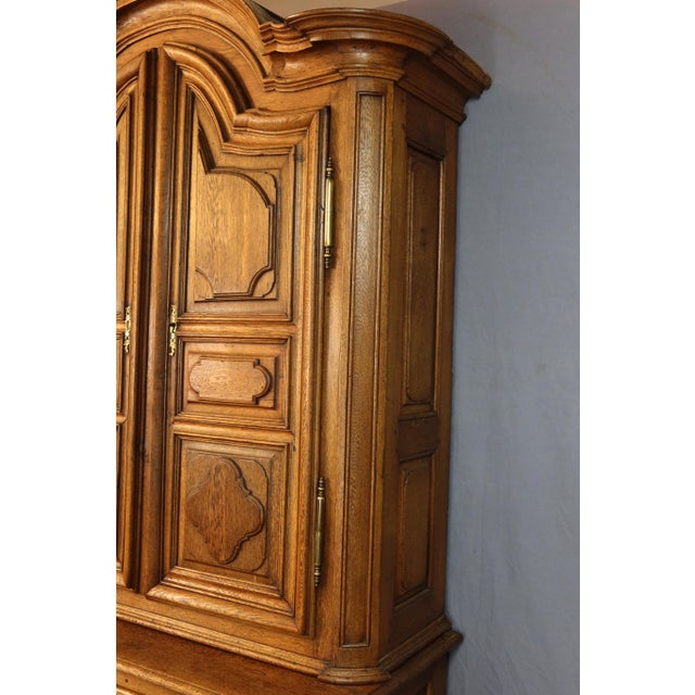 18th Century Oak 2-Body Buffet For Sale - Image 6 of 13