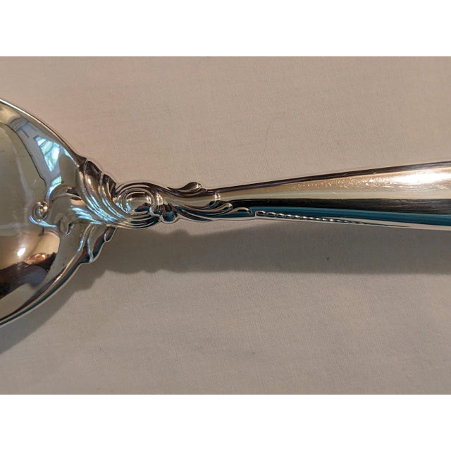 American Sterling Silver Wallace "Romance of the Sea" Tablespoon, No Monogram For Sale - Image 3 of 11