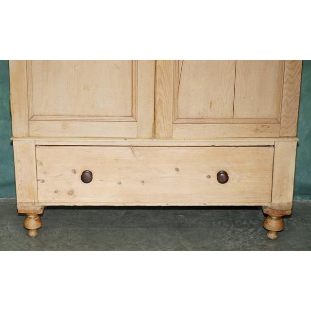 Large Antique Victorian Oak Housekeepers Cabinet, 1840 For Sale - Image 3 of 18