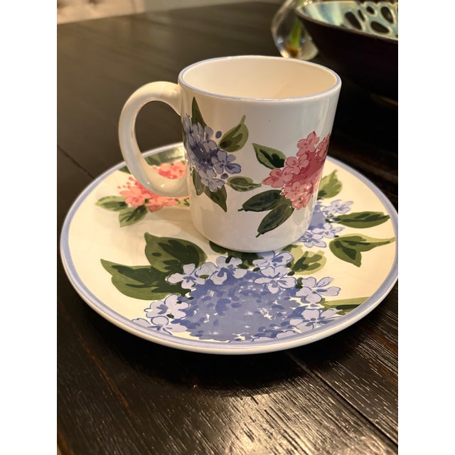 Tiffany and Co. Tiffany & Co. Plate and Mug Set (Hydrangea 2007) For Sale - Image 4 of 4