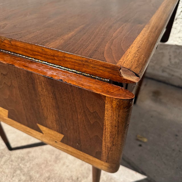 Brown 1960s Lane Acclaim Drop Leaf Side Table by Lane For Sale - Image 8 of 12