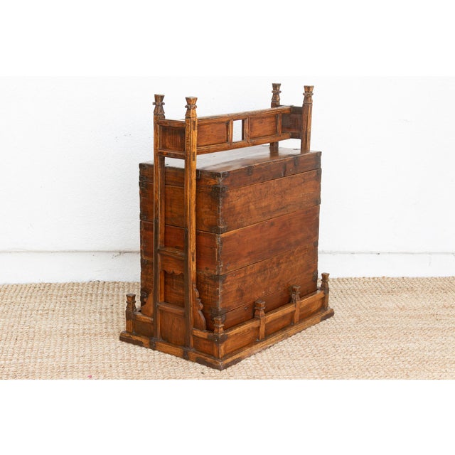 Rare Oversize Antique Wedding Basket For Sale - Image 9 of 11