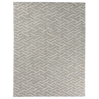 Dover Patchwork Leather Viscose Silver Ivory Rug - 5'x8' For Sale