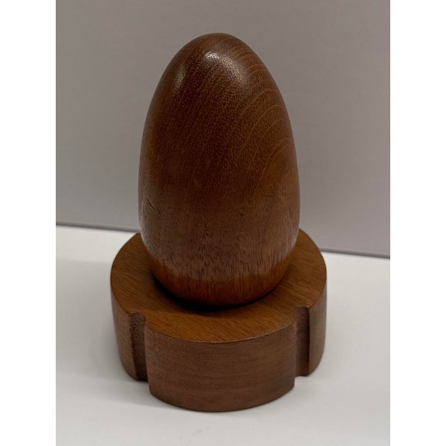 Mid-Century Modern 1970s Mid-Century Modern Oak Egg Sculpture on Wooden Base For Sale - Image 3 of 8