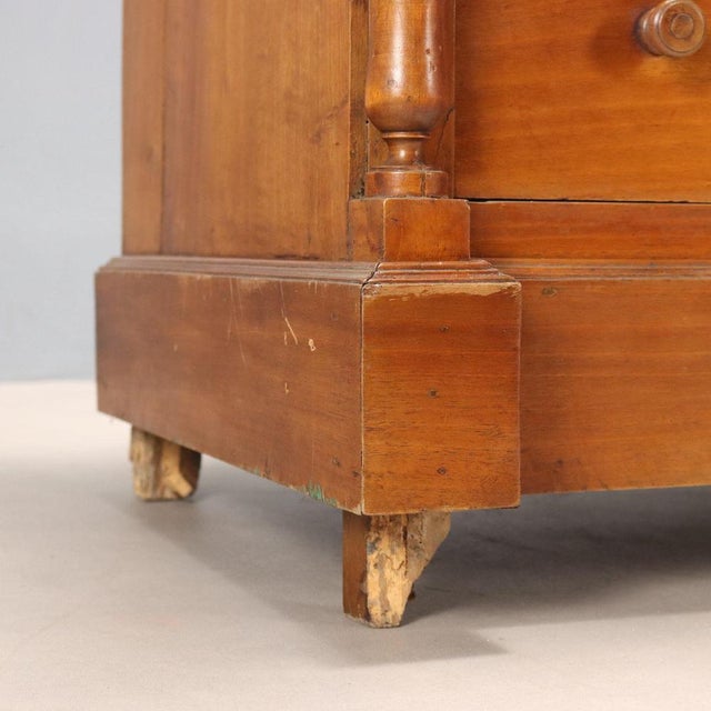 Tan Antique 20th Century Umbertino Chest of Drawers in Walnut For Sale - Image 8 of 12
