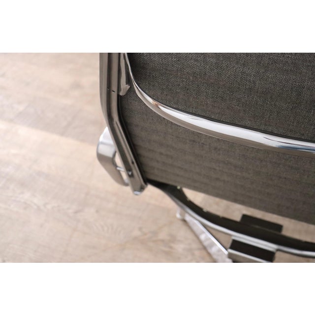 Early Edition EA124 Aluminium Group Lounge Chair by Charles and Ray Eames for Herman Miller, 1970s For Sale - Image 9 of 17