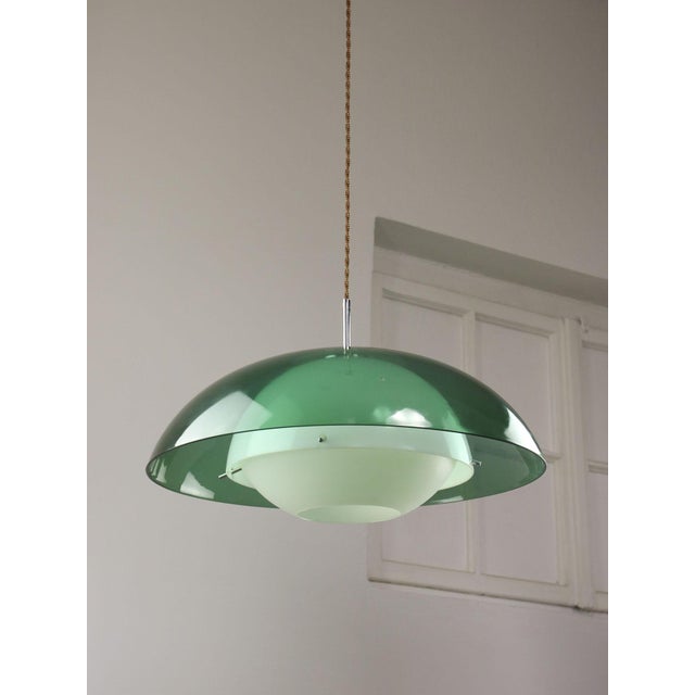 Italian Space Age Green Pendant Lamp in Acrylic Glass For Sale - Image 6 of 18