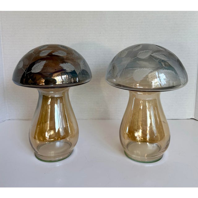 Vintage Etched Art Glass Mushroom Light Smoky Gray and Amber Decorative Glass Sculpture For Sale - Image 11 of 12