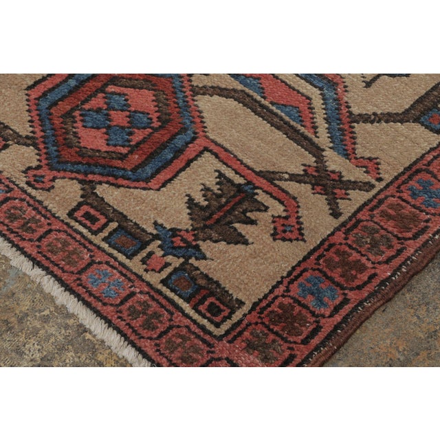Early 19th Century Antique Persian Heriz Rug in Colorful Geometric Motifs & Medallion - Rug & Kilim For Sale - Image 5 of 7