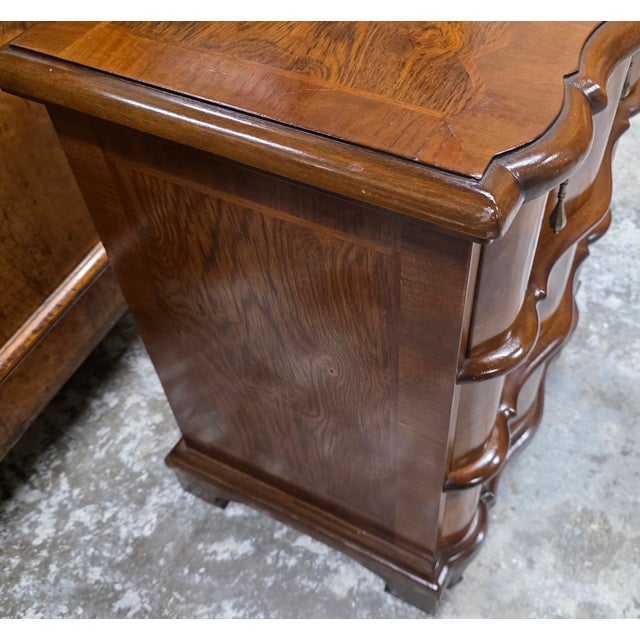 Vintage Italian Baroque Style Burl Walnut Serpentine Chest of Drawers For Sale - Image 9 of 12