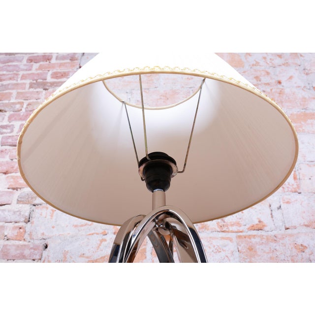 1920s Art Deco Table Lamp in Chromed Metal by Mauro Ferretti, Italy, 1920s For Sale - Image 5 of 12