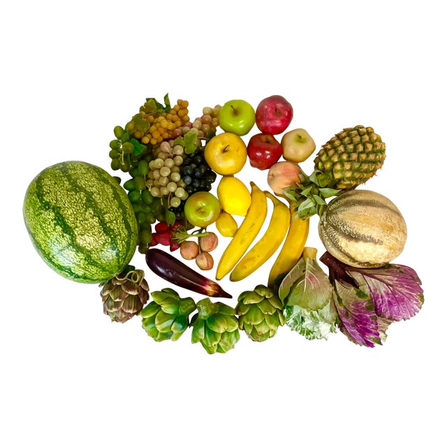 1980s Vintage Arts & Crafts Boho Chic Cornucopia Assortment, Fruit & Veggies - 29 Pieces. For Sale