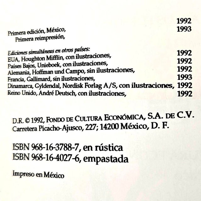 Spanish Language 1992 First Edition, "El Espejo Enterrado", by Carlos Fuentes For Sale - Image 14 of 14