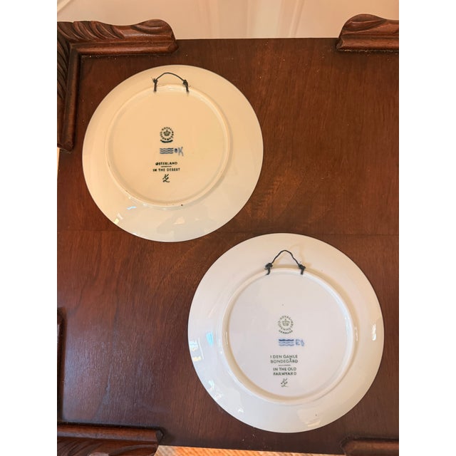 Pair of Vintage Royal Copenhagen Annual Christmas Plates, 1969 & 1972 Danish Blue & White Porcelain Wall Plates For Sale - Image 9 of 11