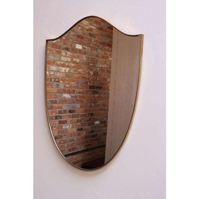 1960s Italian Modernist Ramati Shield Mirror by Vetreria Bonardi For Sale - Image 5 of 15