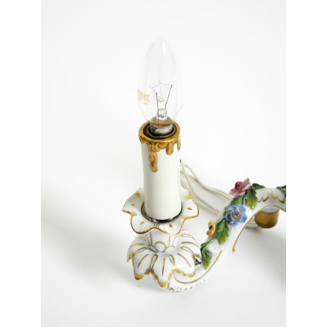 Mid-Century Hand-Painted Porcelain Wall Lamp from Porzellanmanufaktur Dresden, Saxony, 1950s For Sale - Image 10 of 18