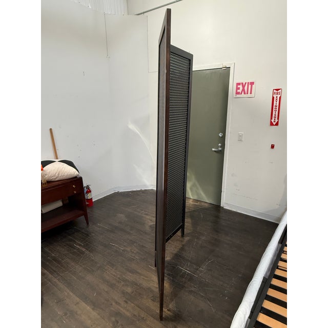 Traditional Wood Lattice Folding Screen, Large For Sale - Image 3 of 12
