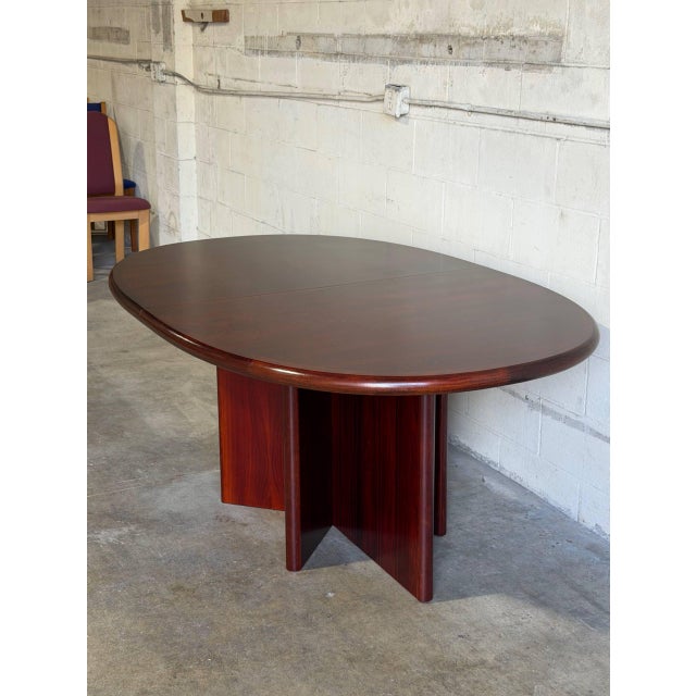 Mid-Century Modern Extendable Rosewood Oval Dining Table Cross Pedestal Mid-Century Modern 1970s For Sale - Image 3 of 11