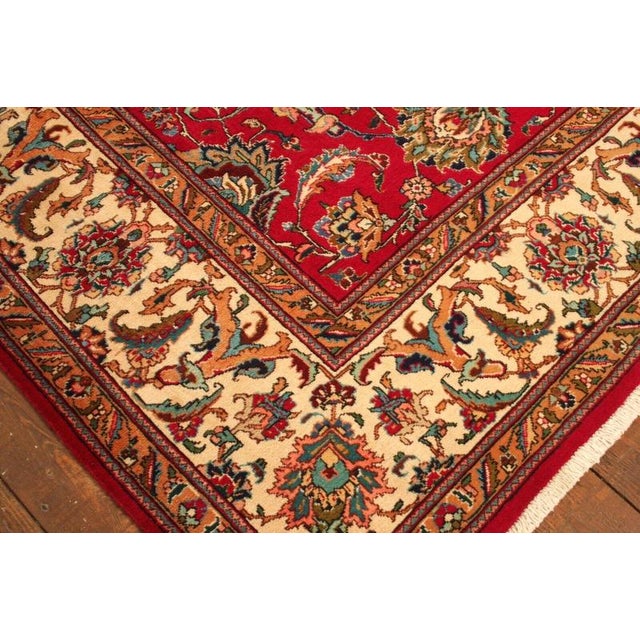 Red H1 Middle Eastern Rug in Wool For Sale - Image 8 of 10