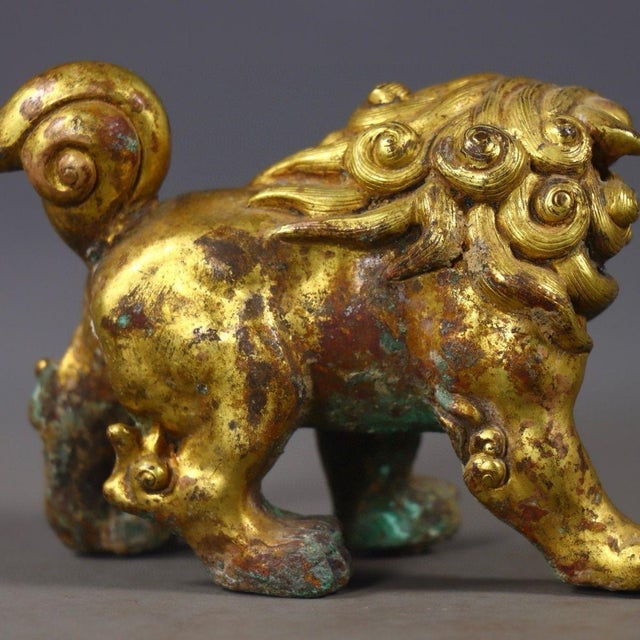 Antique Gilt Bronze Guardian Lion – 3.1" Foo Dog Statue With Verdigris Patina For Sale In Los Angeles - Image 6 of 9