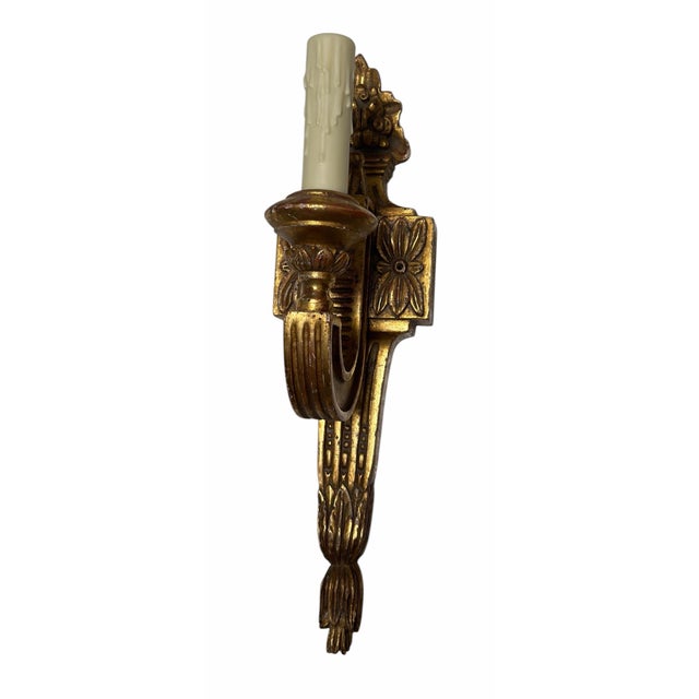 Michael Taylor Regency Style Panache for Michael Taylor Giltwood Single Light Wall Sconce For Sale - Image 4 of 5
