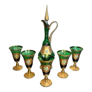 Vintage Venetian Tre Fuochi Gilded Emerald Green Glass Decanter and 5 Goblets For Sale