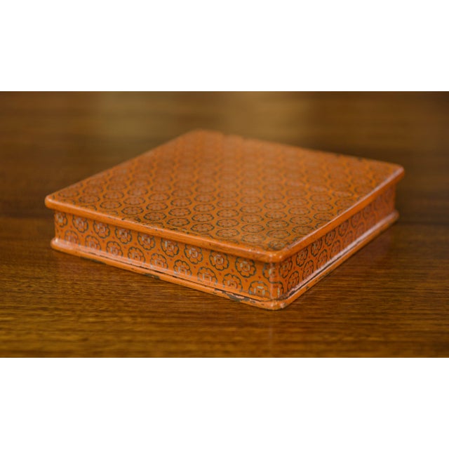 Antique Square Box with Geometric Floral Decoration, 1800s For Sale - Image 3 of 9