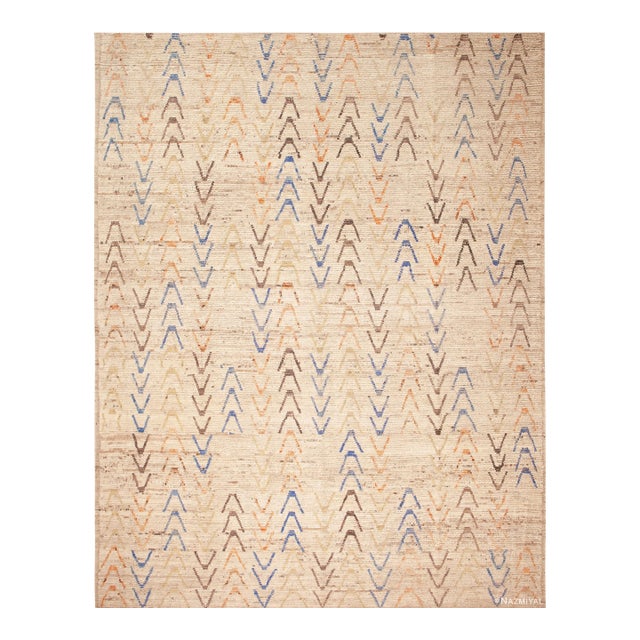 Nazmiyal Collection Modern Contemporary Geometric Rug For Sale