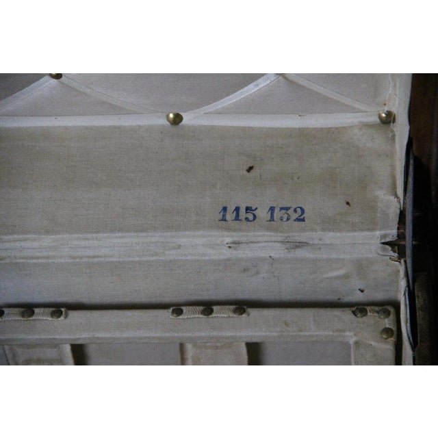 Hat Trunk in Woven Canvas from Louis Vuitton, 1890s For Sale - Image 18 of 18