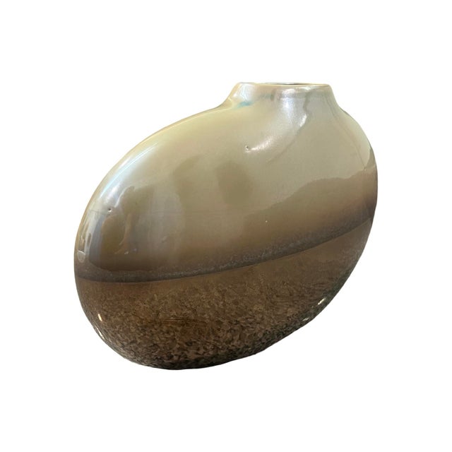 We have for your consideration a gorgeous vintage postmodern planter / vase from around the 1980s. Vase is very clean for...