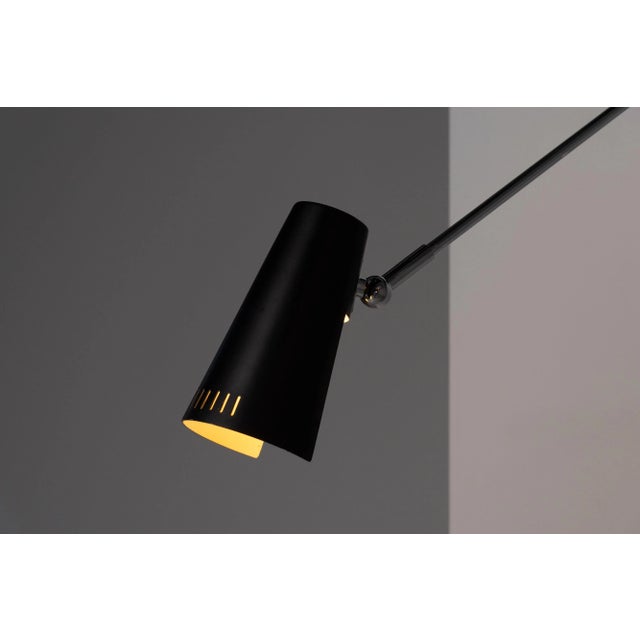 Very nice adjustable model 2024 wall lamp designed and manufactured by Stilnovo, Italy 1960. This chrome-plated lamp is...