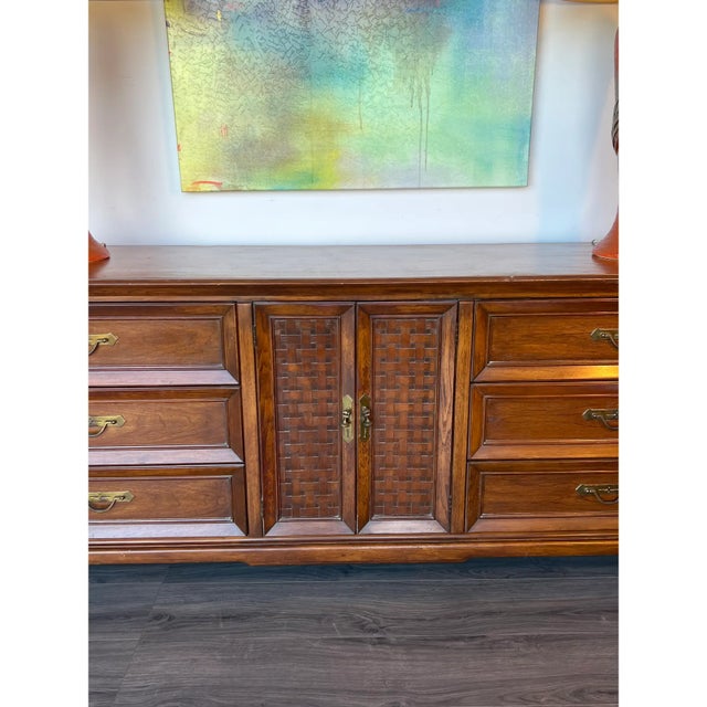 Thomasville Mid-Century Walnut Dresser of Nine Drawers For Sale - Image 4 of 7