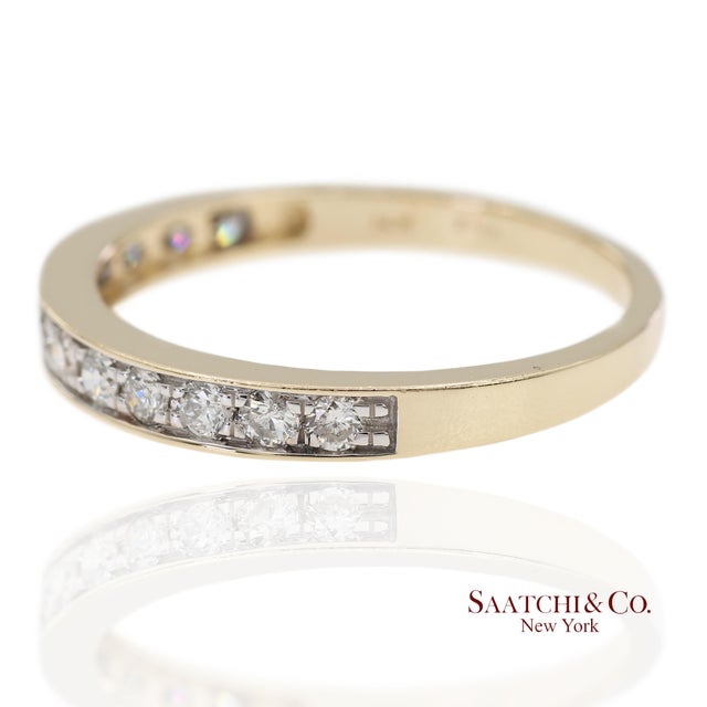 Contemporary 14k 585 Solid Yellow Gold Natural Diamond Band Ring, Size 8.75 For Sale - Image 3 of 11