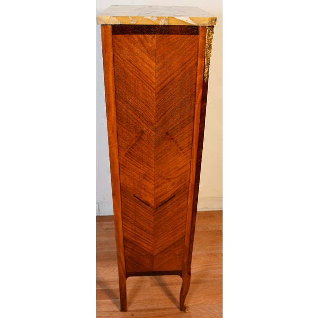 1920s Antique French Louis XV Walnut Satinwood Inlay & Marble Top Lingerie Stand For Sale - Image 13 of 18