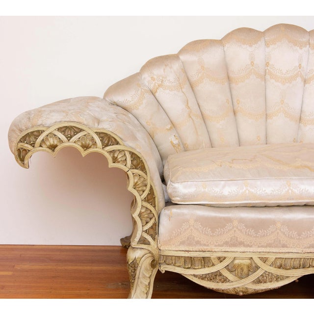 Late 19th Century Venetian Carved and Painted Sofa For Sale - Image 4 of 10