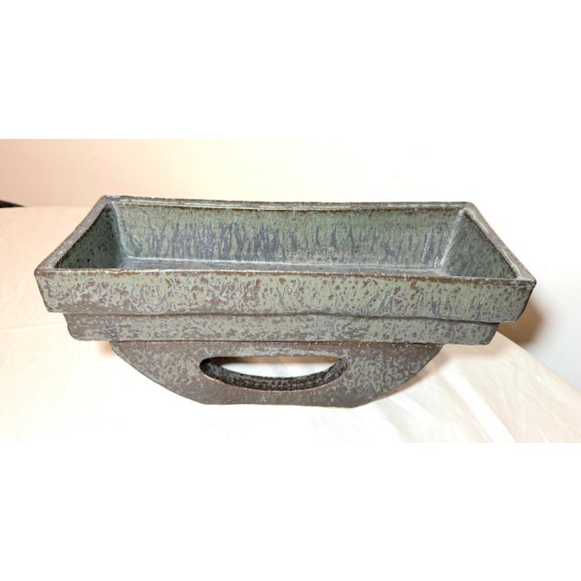 Vintage Mid Century Modern Handmade Green Studio Cubist Pottery Planter Pot Vase For Sale - Image 4 of 12