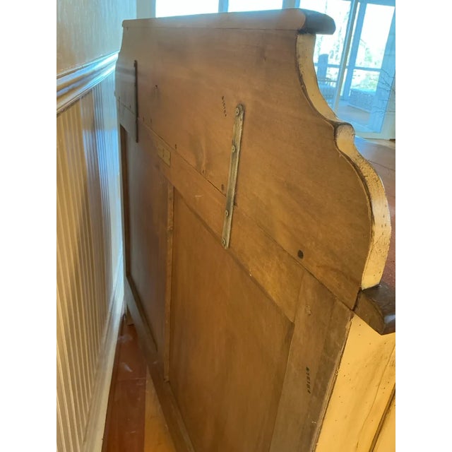 French Country Vintage Woodland Furniture French Provincial Distressed Painted Buffet – Grape Motif For Sale - Image 3 of 9