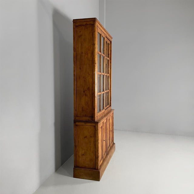 Italian Early 19th-Century Style Wooden and Glass Sideboard, 1930s For Sale - Image 3 of 18