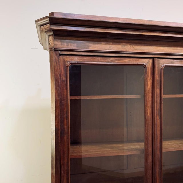 19th Century French Louis Philippe Mahogany Bookcase With Glazed Doors For Sale In Baton Rouge - Image 6 of 16