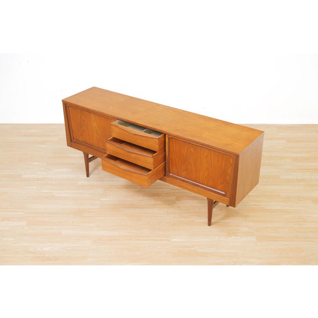 Mid Century Credenza by Elliots of Newbury For Sale In Los Angeles - Image 6 of 10