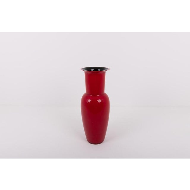 1980s Opalino Red Vase by Venini, 1980s For Sale - Image 5 of 6