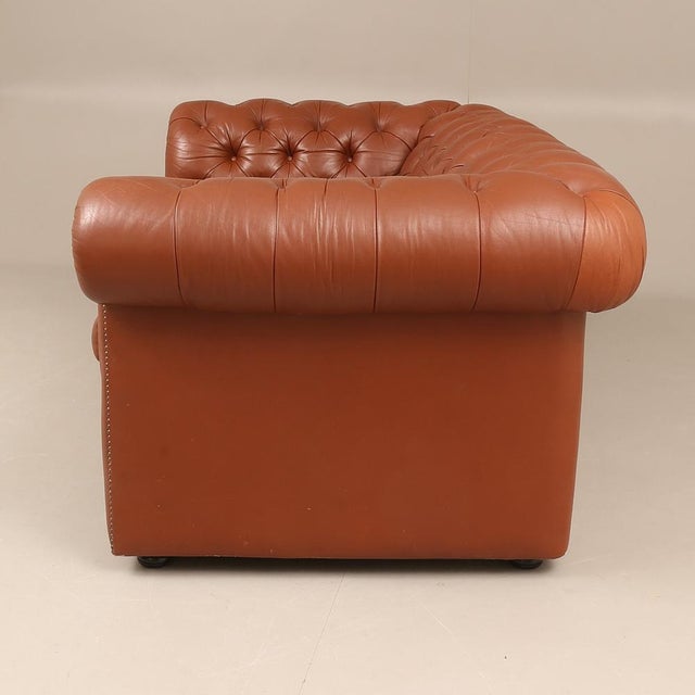Chesterfield Sofa in Leather, 1970s For Sale - Image 3 of 9