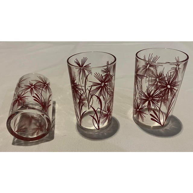Collectable set of 8 Red Cornflower Swanky Swig Juices Glasses The term “Swanky Swig” was coined by Kraft Foods. In 1933...