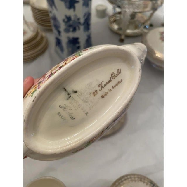 Mid 20th Century 22 Karat Gold Gravy Boat & Saucer For Sale - Image 4 of 10