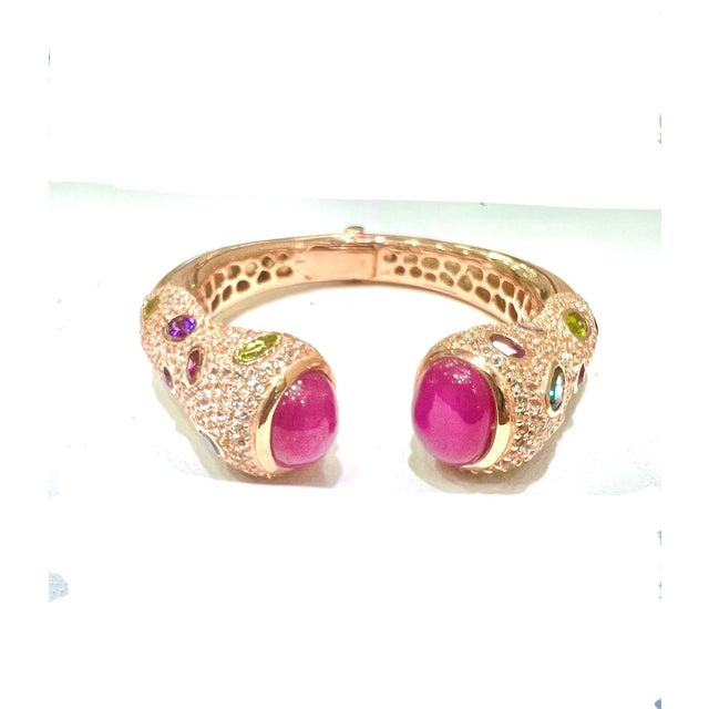 Bochic “Capri” Vintage Ruby & Multi Gem Bangle Set In 18K Gold & Silver For Sale - Image 4 of 15