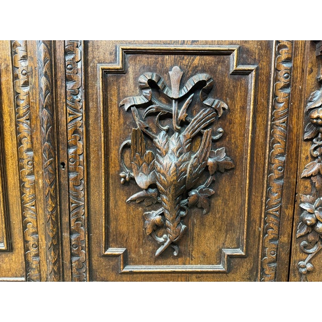 French Carved Oak Hunting Cabinet, 1860 For Sale - Image 6 of 14