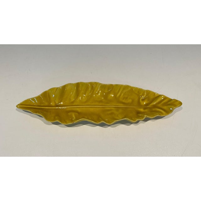 Yellow ceramic bowl (slight damage to the side). Marked French work. For Sale - Image 9 of 10