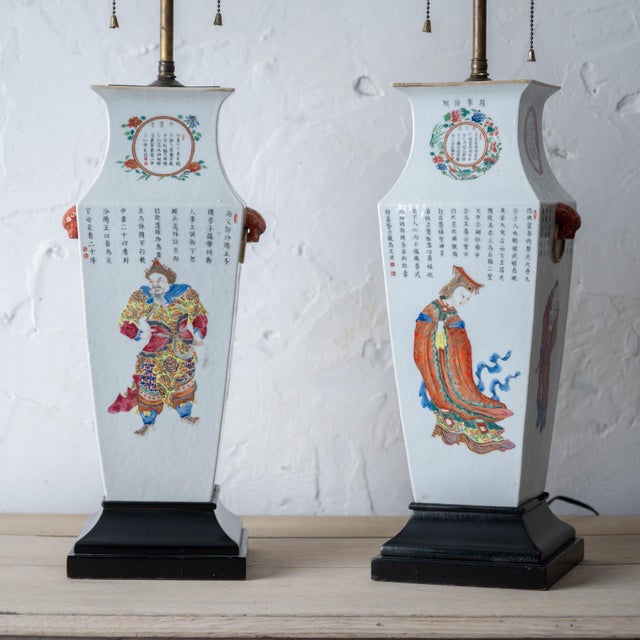 19th Century Chinese Famille Rose 'Wu Shuang Pu' Square Vase Lamps - a Pair For Sale - Image 4 of 18