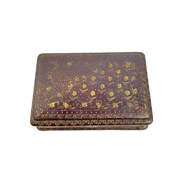 19th Century French Napoleon III Hand-Tooled Gilt Leather Box For Sale - Image 15 of 16